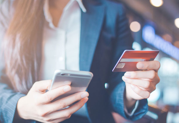 الخدمات المصرفية عبر الهاتف المتحرك